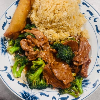 15. Beef with Broccoli (Early Bird Special)