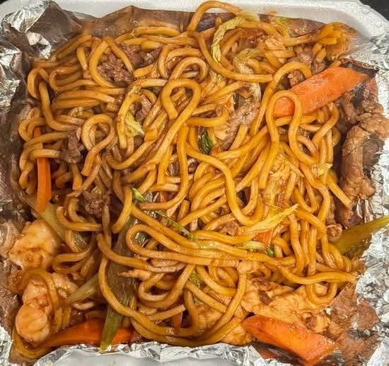 Combination Lo Mein.