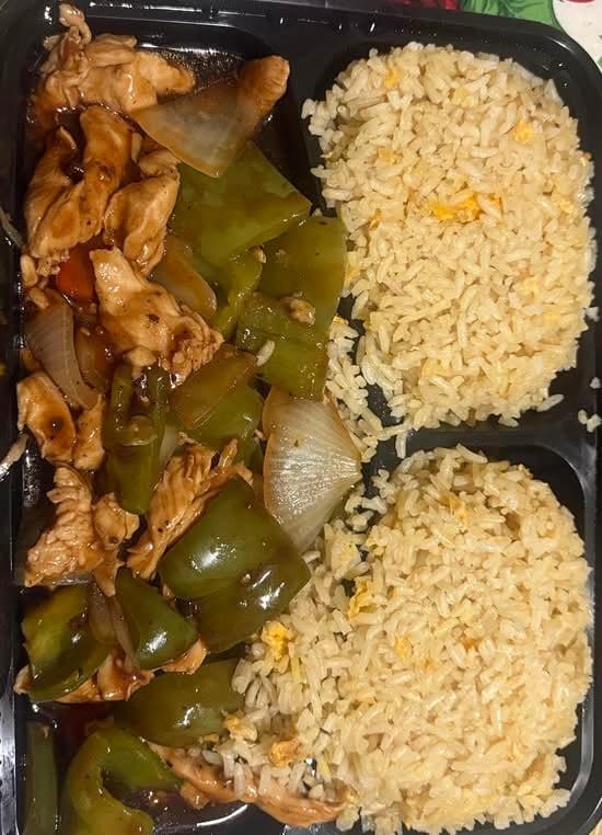 6. Chicken with Black Bean Sauce (Dinner Special).